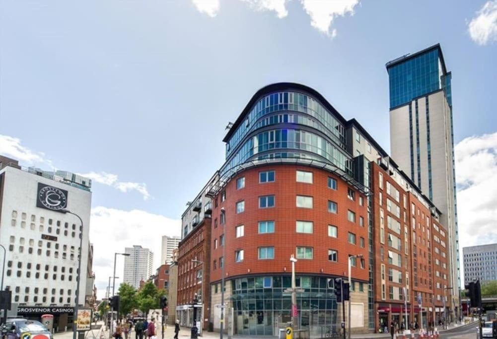 Heart Of Bham Free Parking - Walk To Everything/1 Min From New St Station برمنغهام المظهر الخارجي الصورة